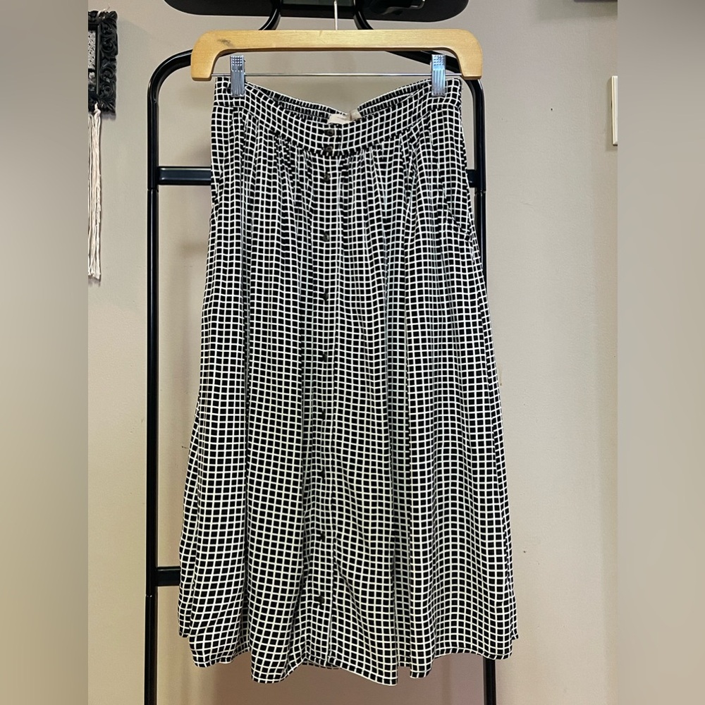 Button up checked midi skirt with pockets
